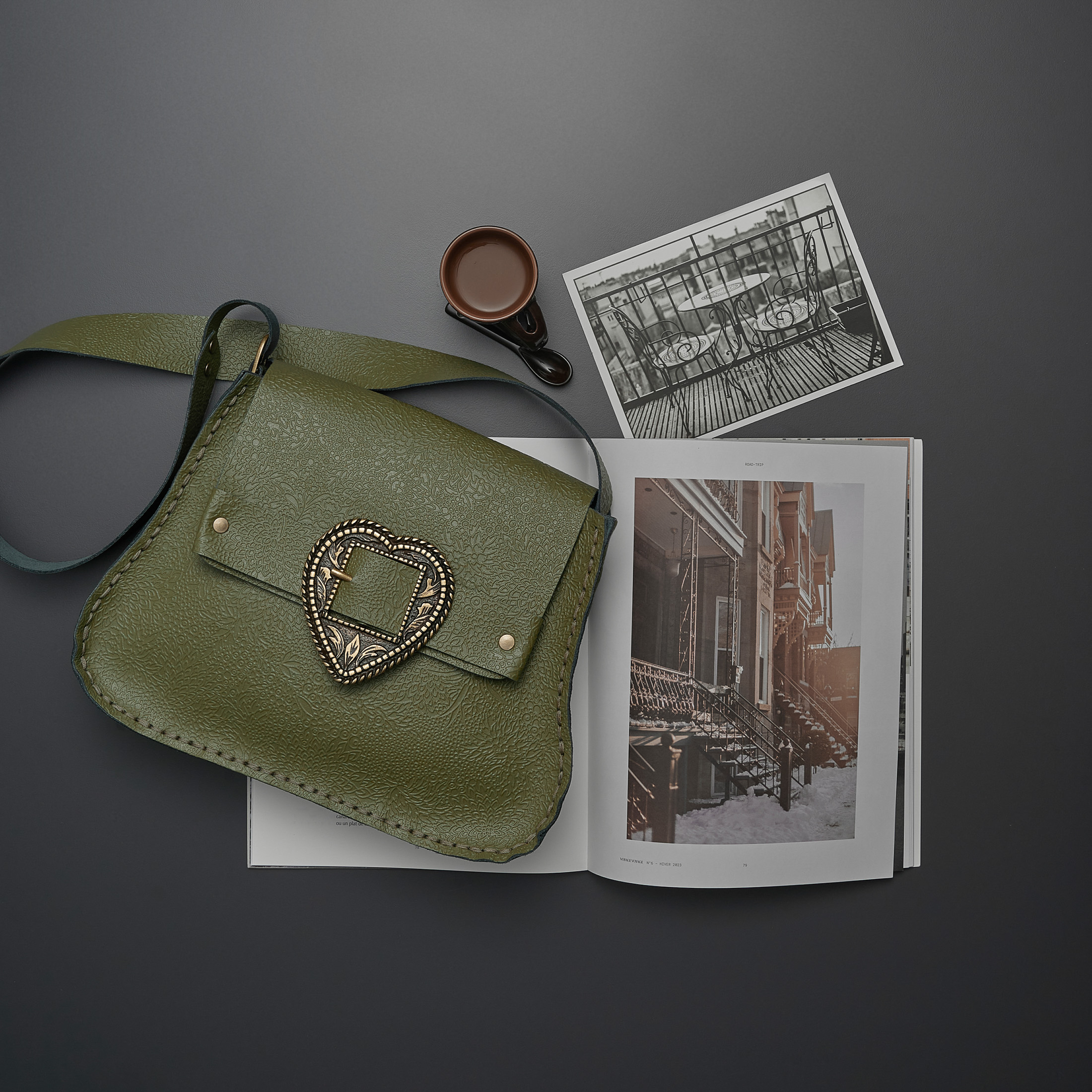 Individual Artleather The Power of Love olive bag